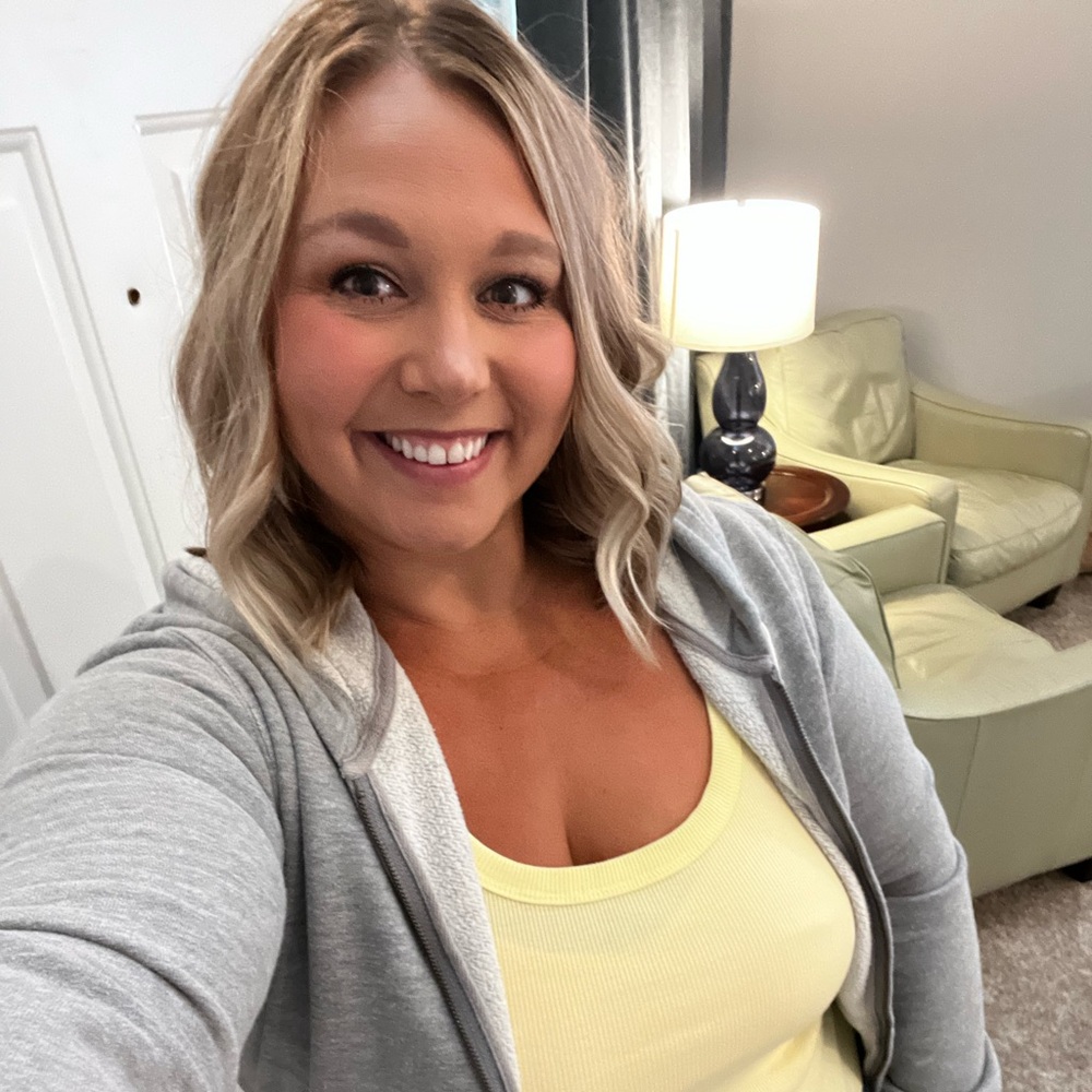 Meet your Posher, Samantha